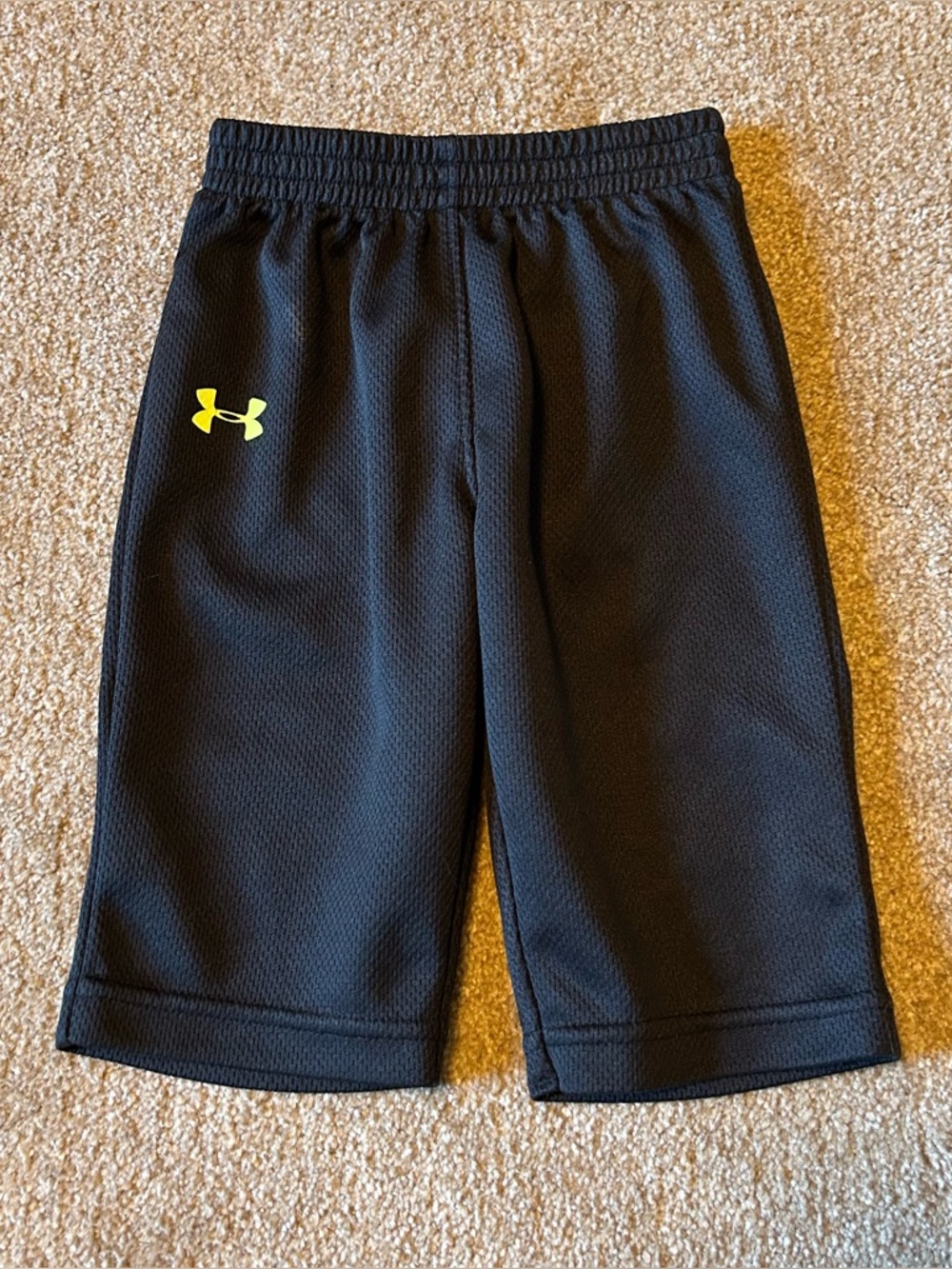 ‼️Under Armour Mesh Track Pants‼️